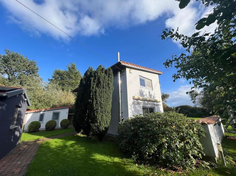 Luxurioeses Ferienhaus Am Ems Jade Kanal Sande Buitenkant foto